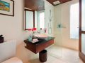 Villa Capung Bali Guest Bathroom